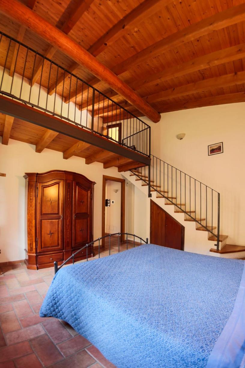 Agriturismo Case In Collina Volta Mantovana Ngoại thất bức ảnh