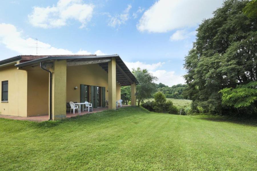 Agriturismo Case In Collina Volta Mantovana Ngoại thất bức ảnh